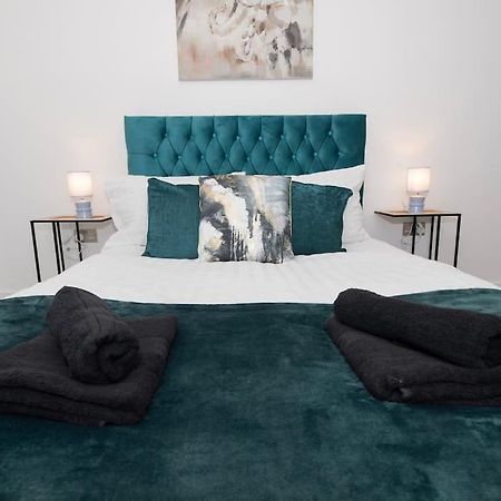 Deluxe 2 Bed York Flat With Gym Sleeps 6 Daire Dış mekan fotoğraf